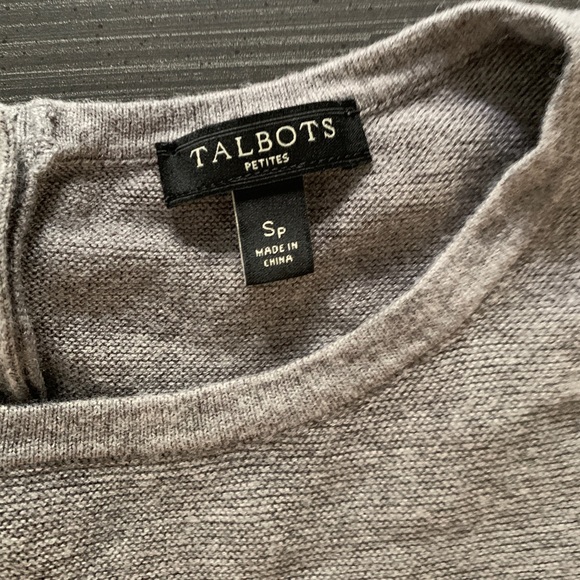 Talbot’s 3/4 shirt. Pink and grey with buttons - Picture 2 of 3